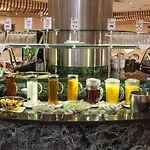 ホリデイ コンチネンタル 4*