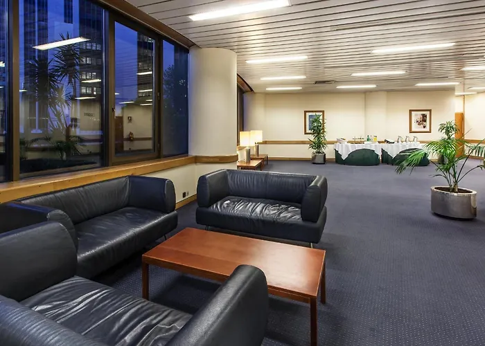 Lisbon-continental By Ihg Lissabon