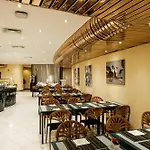 Lisbon-continental By Ihg Hotel 4*
