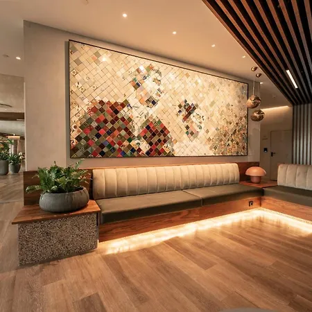 Lisbon-continental By Ihg Lisbon
