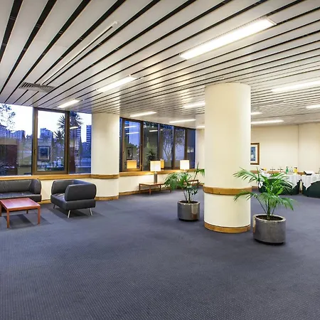 Lisbon-continental By Ihg Hotel 4*