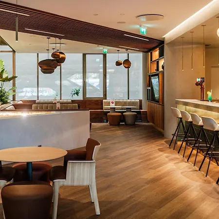 Lisbon-continental By Ihg Hotel Lisbona