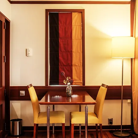 Hotel Lisbon-continental By Ihg 4*