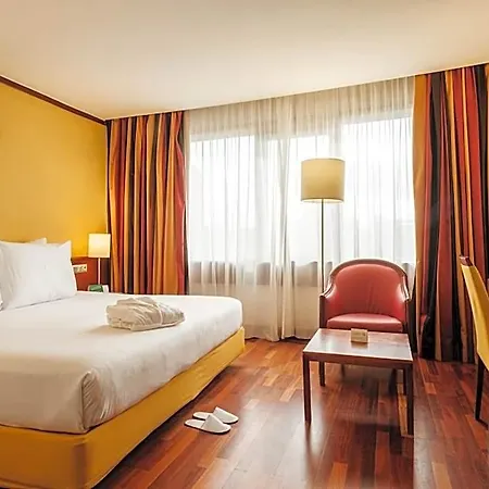 Lisbon-continental By Ihg Hotel Lisbona